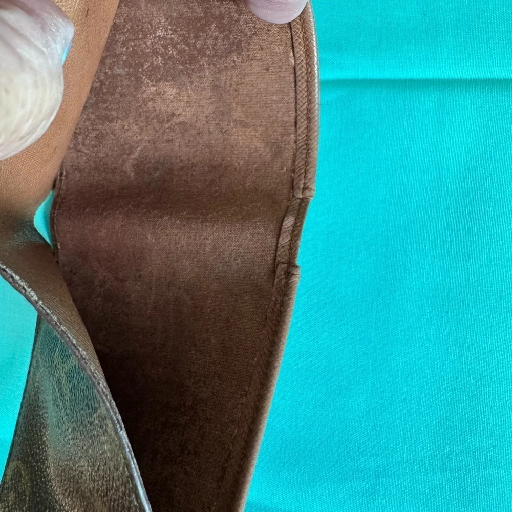 Louis Vuitton Cortes Credit Card Bifold Wallet
